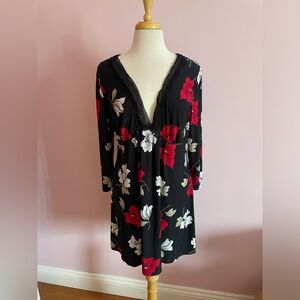Floral V-Neck Short Nightie
